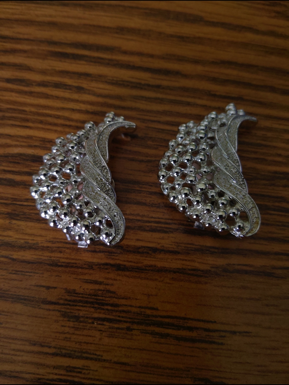 Vintage Silver-Tone Women’s Rhinestone Clip Earrings Emmons